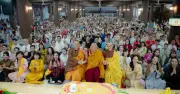 Hơn 1.000 người trẻ nghe pháp thoại 'Thực hành chánh niệm' tại tu viện Khánh An