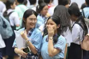 Hơn 150.000 sĩ tử TPHCM bước vào kỳ thi lớp 10 lớn nhất lịch sử