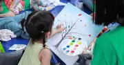 Hơn 40 gia đình trẻ bại não vui 'Mầm xanh yêu thương' tại Thảo Cầm Viên