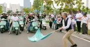 Hàng nghìn Vespista hội tụ bên sông Sài Gòn mừng 80 năm Vespa