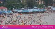 Hàng vạn người đổ ra biển Đồ Sơn giải nhiệt ngày cuối tuần
