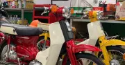 Honda Cub cũ nát được cải lão hoàn đồng thành xe đẹp như mới