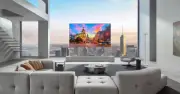 Huyền thoại TV dán tường siêu mỏng chính thức trở lại với thiết kế đột phá