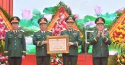 Đại tướng Nguyễn Trọng Nghĩa trao Huân chương Bảo vệ Tổ quốc hạng nhất tặng Cục Tuyên huấn
