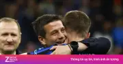 Inter thưởng hợp đồng mới cho HLV Chivu sau chức vô địch Serie A