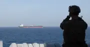 Iran cảnh báo tấn công nếu quân Mỹ tiến vào eo biển Hormuz