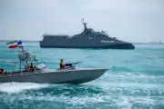 Iran tuyên bố bắn hạ máy bay Mỹ, Washington bác bỏ thông tin