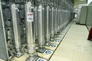 Iran tuyên bố không chuyển giao kho uranium làm giàu ra nước ngoài