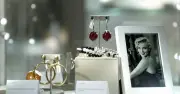 Kỷ vật Marilyn Monroe hé lộ nỗi đau tinh thần sau ánh hào quang