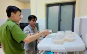 Khởi tố giám đốc sản xuất gần 11.000 hũ yến sào giả