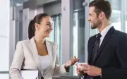 Không muốn đi ăn cùng ai, đừng nói 'để hôm khác', người khéo léo chỉ đáp lại bằng 2 câu này