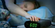Khung giờ vàng nguy hiểm cho tim mỗi sáng: Bác sĩ cảnh báo