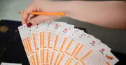 Kết quả Vietlott hôm nay 5/5: Tìm thấy 9 vé trúng giải Nhất trị giá 40 triệu