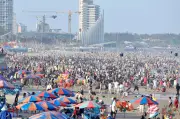 Kết thúc kỳ nghỉ dài, các điểm nóng du lịch trên cả nước thắng đậm