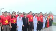 Lễ chào cờ thiêng liêng tại cột cờ A Pa Chải, cực tây Tổ quốc