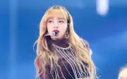 Lisa (BLACKPINK) biểu diễn tại lễ khai mạc World Cup 2026