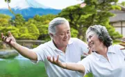Lương hưu cao nhưng thiếu hai điều này, tuổi già vẫn sống khổ