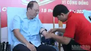 Lãnh đạo tỉnh Cà Mau tham gia hiến máu tình nguyện, hơn 300 đơn vị máu được trao tặng