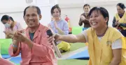 Lớp yoga đặc biệt dành cho bệnh nhân ung thư tại Bệnh viện Chợ Rẫy