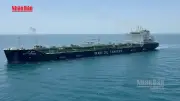 Mỹ khởi động Dự án Tự do, hỗ trợ tàu vượt eo biển Hormuz