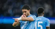 Man City thắng đậm Palace, rút ngắn cách biệt với Arsenal