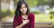 Mãn kinh trước 40 tuổi dễ mắc các bệnh nguy hiểm