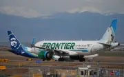 Máy bay Frontier Airlines đâm tử vong người đi bộ trên đường băng tại Denver