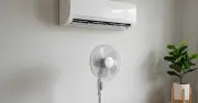 Máy lạnh hay máy quạt: Lựa chọn nào tốt hơn cho sức khỏe mùa nóng?