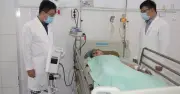 Nữ công nhân ngã giàn giáo nguy cơ liệt hai chân được bác sĩ Bệnh viện Chợ Rẫy cứu chữa