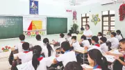 Nỗ lực phổ cập giáo dục và tăng cường dạy ngoại ngữ tại Tuyên Quang và Hà Nội