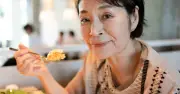 Ăn trứng thường xuyên giúp giảm 27% nguy cơ mắc bệnh Alzheimer