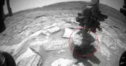 NASA giải cứu tàu Curiosity khỏi sự cố kẹt đá trên Sao Hỏa, suýt mất hàng trăm triệu USD