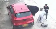 Ông lão bị bỏ lại trước chùa ở Hải Phòng, con gái thừa nhận vì quá khó khăn