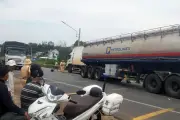 Đồng Nai: Tai nạn liên hoàn giữa 3 xe tải trên quốc lộ, ùn tắc gần 5 km
