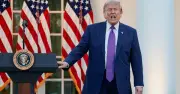Ông Trump bác bỏ đề xuất hòa bình Iran, gọi là 'ngu ngốc'