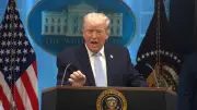 Ông Trump cảnh báo Iran, Tehran đưa ra đề xuất hòa bình mới