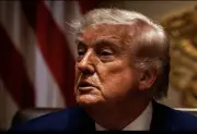 Ông Trump đe dọa tấn công Oman nếu can thiệp vào eo biển Hormuz