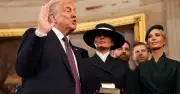 Ông Trump rút kiện IRS, đạt thỏa thuận bồi thường gần 1,8 tỉ USD