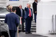 Ông Trump tuyên bố sức khỏe hoàn hảo sau kiểm tra y tế định kỳ