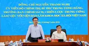 Đề nghị viên chức, viên chức hạn làm hưởng lương phụ cấp như cơ quan Đảng Trung ương