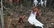 Nghi vấn có người cố tình tắt nhiên liệu khiến máy bay Boeing 737 rơi tại Trung Quốc