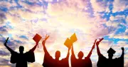 Nghiên cứu Đại học California: Điểm A tăng 30% nhờ ChatGPT, nhà tuyển dụng hoài nghi GPA