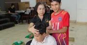 Người mù 'bơ vơ' sau sáp nhập quận, mong thành lập hội cấp phường
