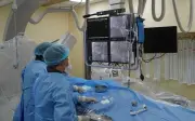 Người đàn ông 66 tuổi ngừng tim khi đi câu cá, bác sĩ cảnh báo dấu hiệu nguy hiểm