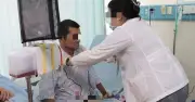 Người đàn ông mắc ung thư tuyến tụy giai đoạn cuối hối hận vì bỏ qua dấu hiệu khi tắm