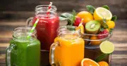 Người đàn ông suy thận vì uống nước ép trái cây thải độc suốt nhiều năm