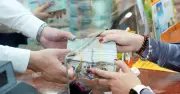 Ngân hàng Nhà nước giữ nguyên tỷ giá trung tâm, giá USD ổn định