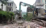 Nhà đất bị thu hồi khi đang thế chấp ngân hàng: Người dân đối mặt với nhiều rủi ro