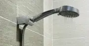 Những thời điểm không nên tắm để tránh nguy cơ đột quỵ