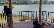 Nậm thoong tràn về Lao Bảo: 'Nước thần' gây hưng phấn đe dọa giới trẻ